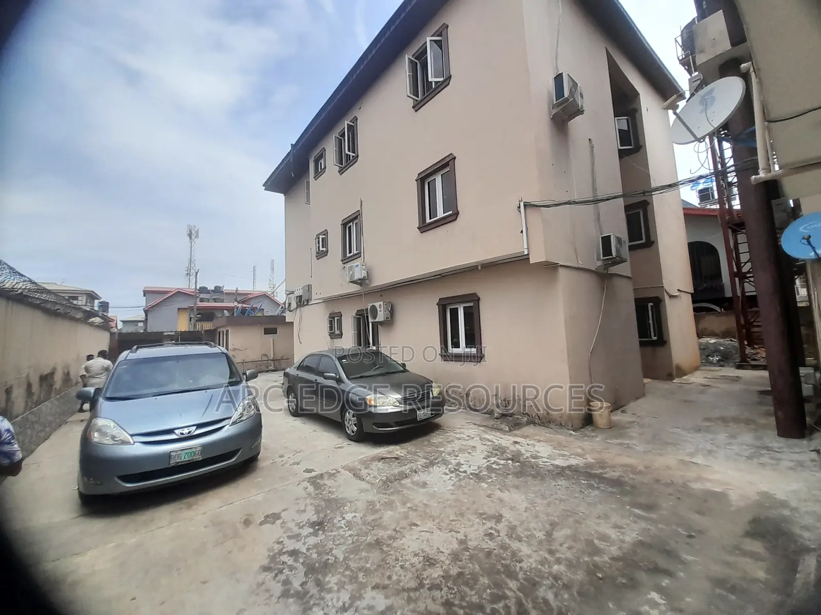 3bdrm Block of Flats in Apple Junction for sale