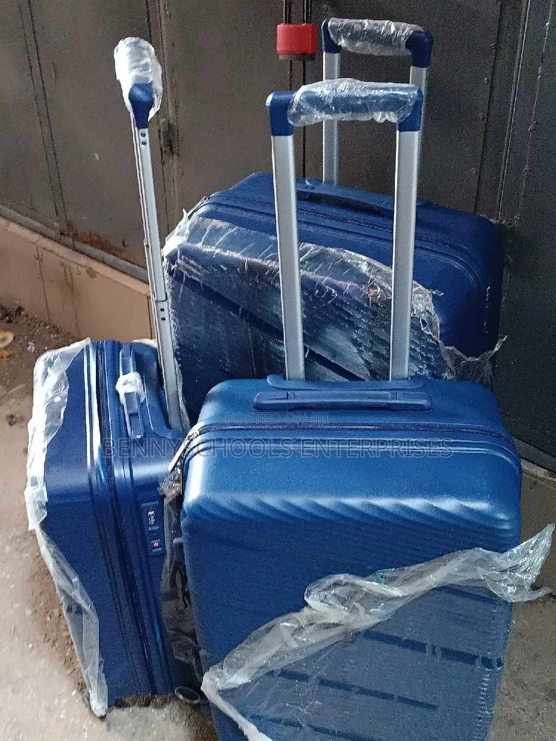 Set of 3 Unbreakable Elastic Rubber Travelling Luggage Boxes