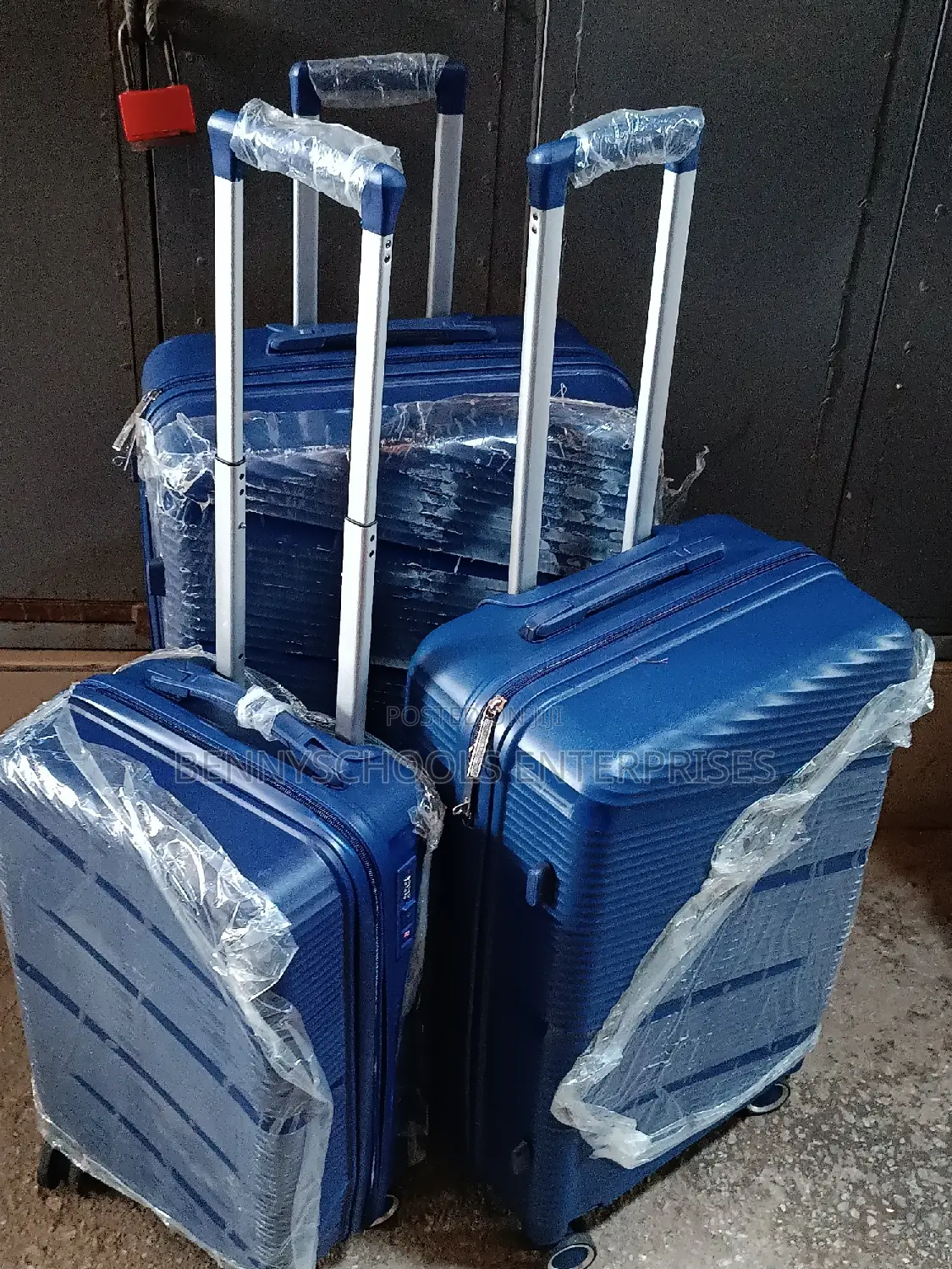 Set of 3 Unbreakable Elastic Rubber Travelling Luggage Boxes