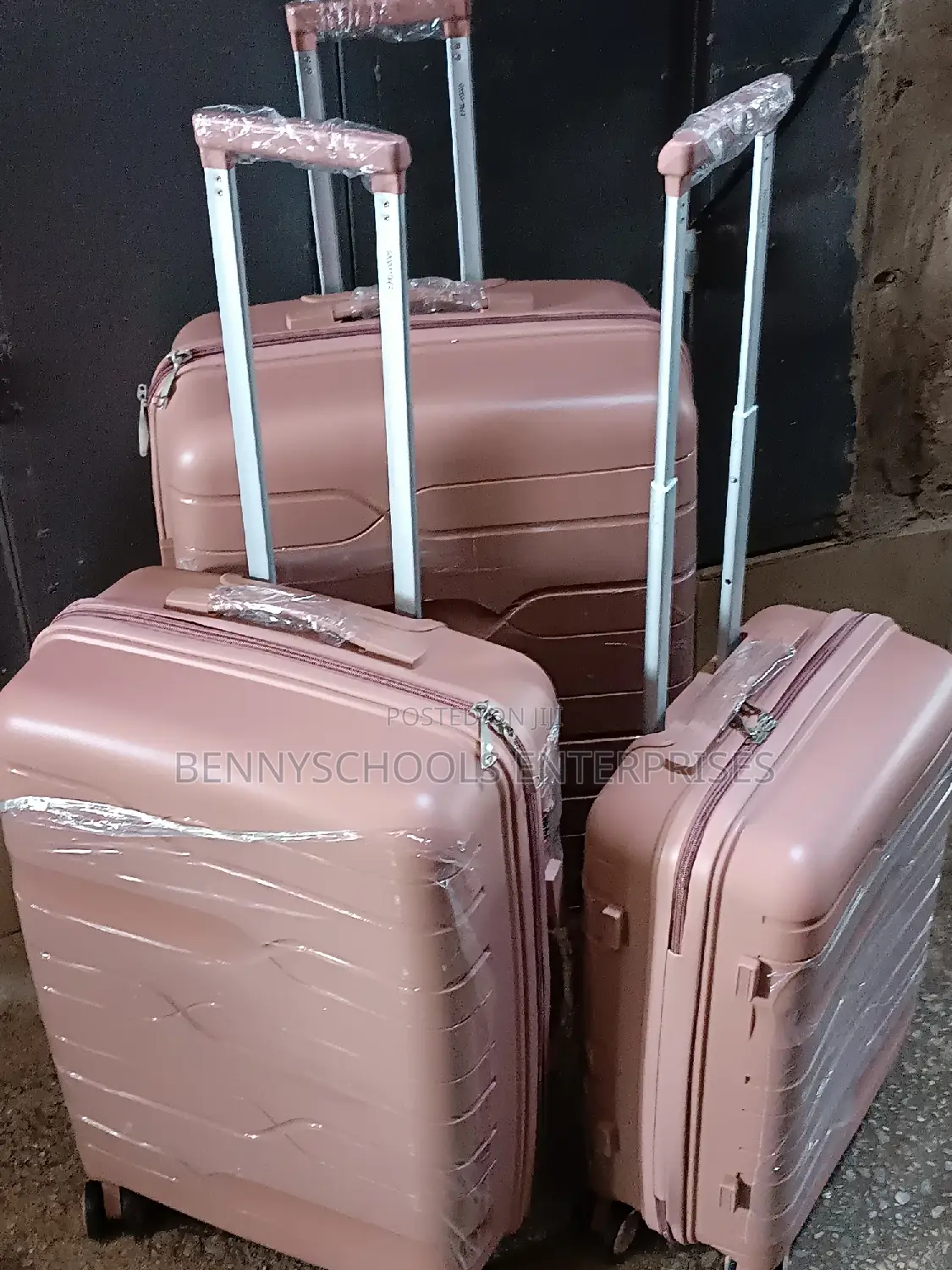 Set of 3 Unbreakable Elastic Rubber Travelling Luggage Boxes