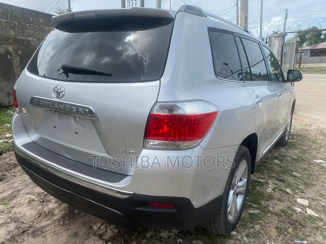 Toyota Highlander Limited 2012 Silver