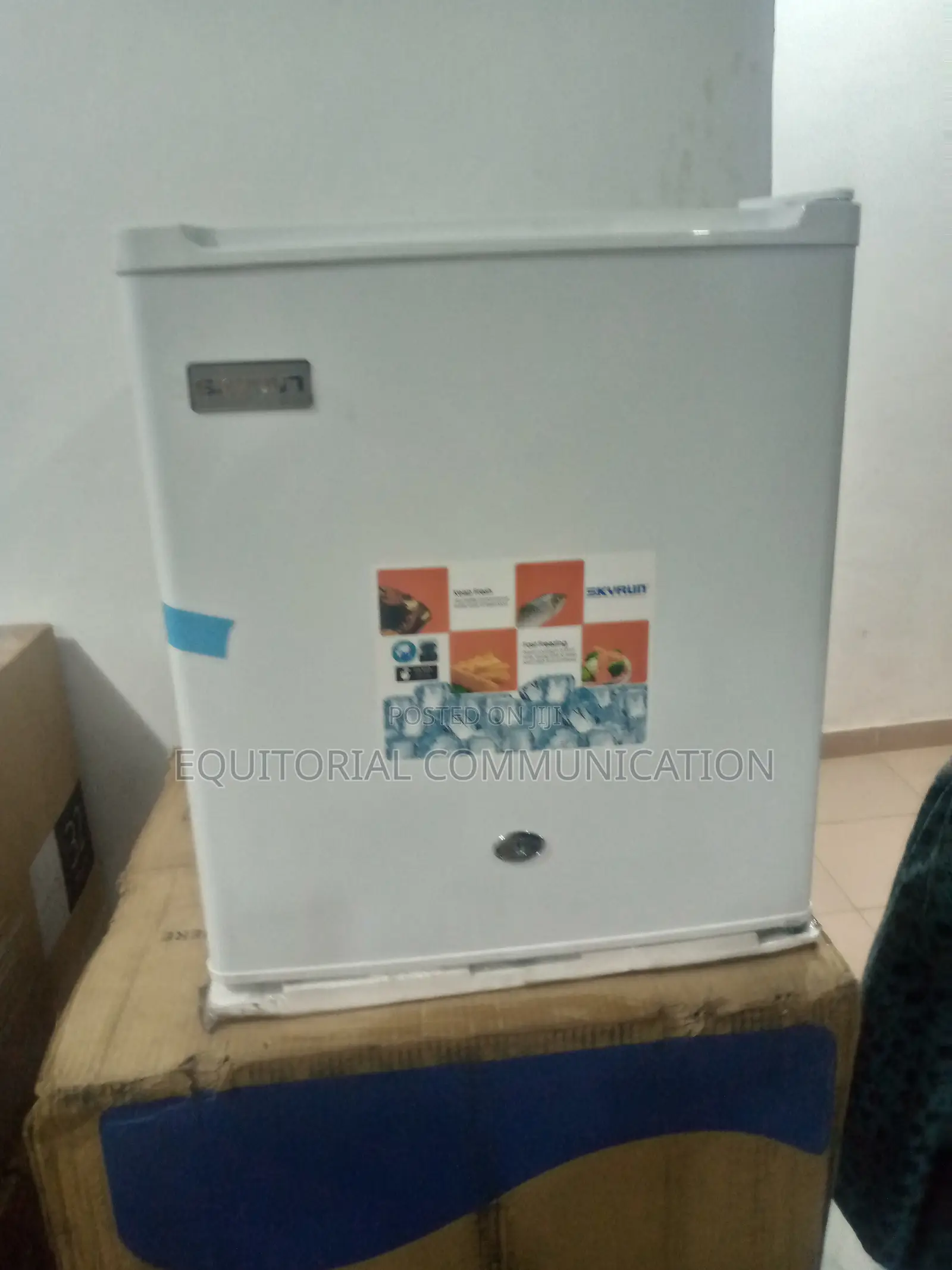 Skyrun 50 Liters Bedside Fridge