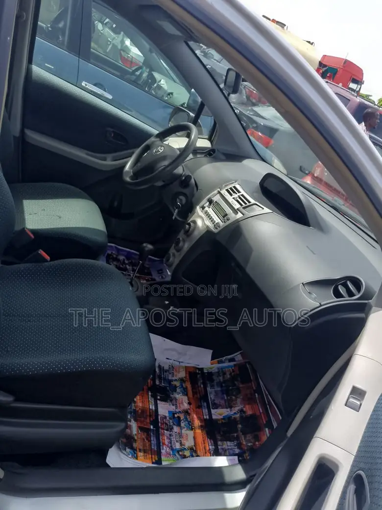Toyota Yaris 1.8 TS Liftback 2007 Silver