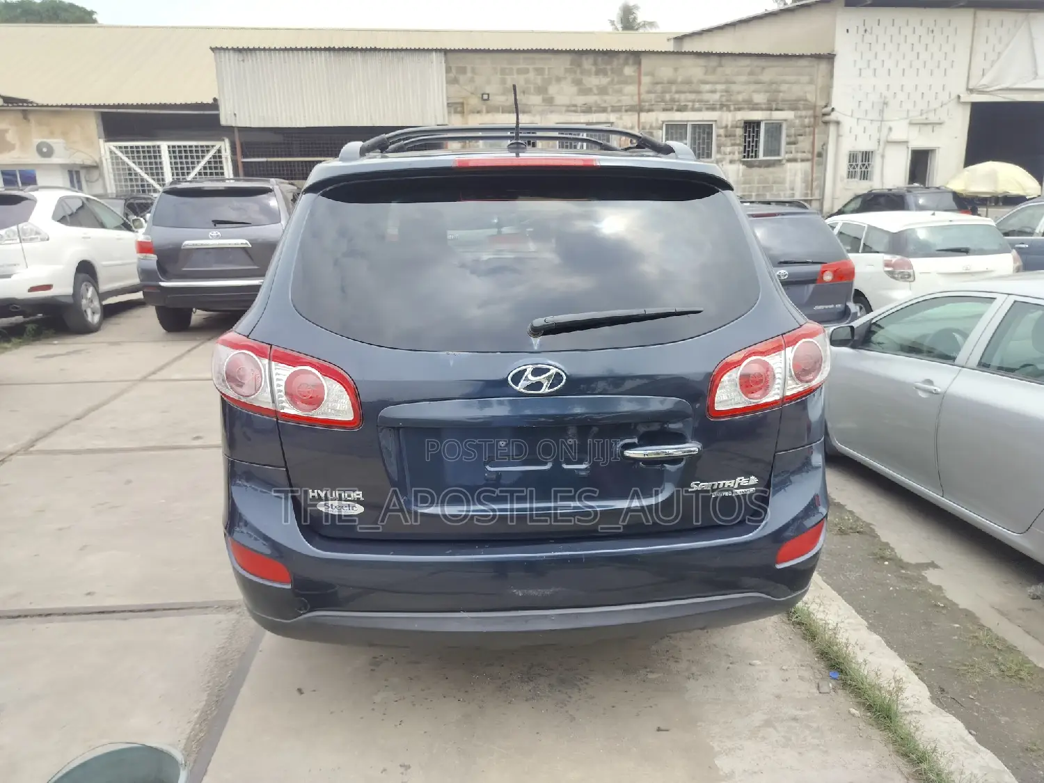 Hyundai Santa Fe Limited 2010 Blue