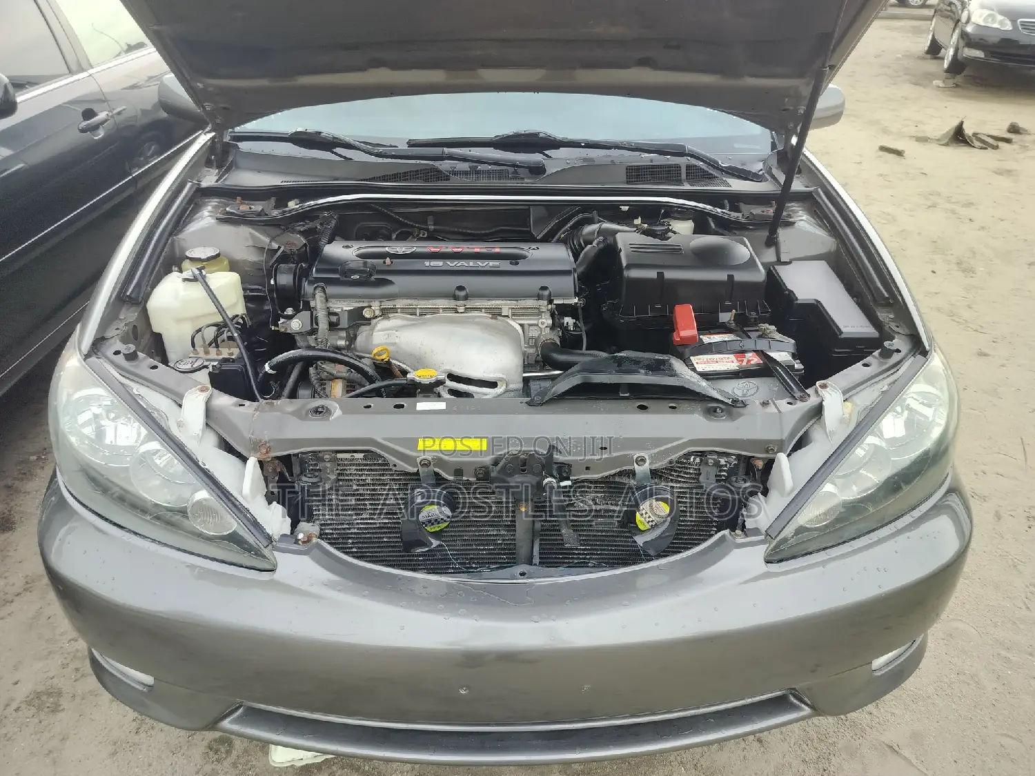 Toyota Camry 2005 Gray