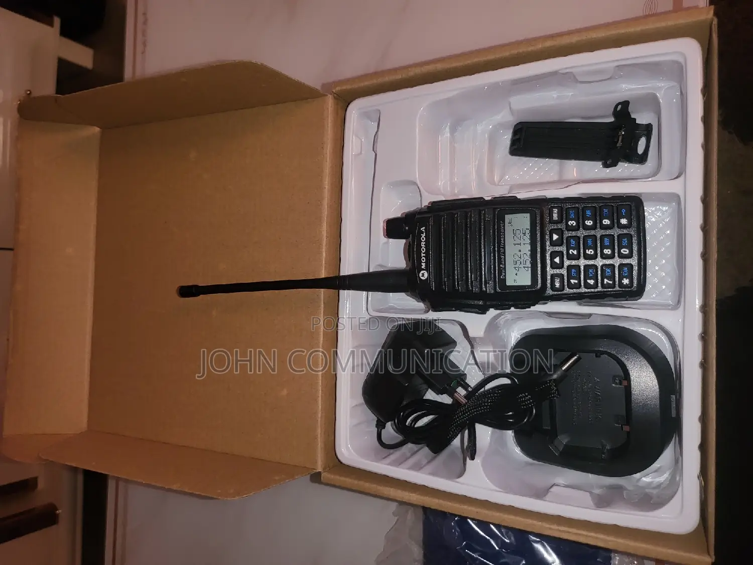 Motorola Gp399 Dual Band Uhf- VHF Radio