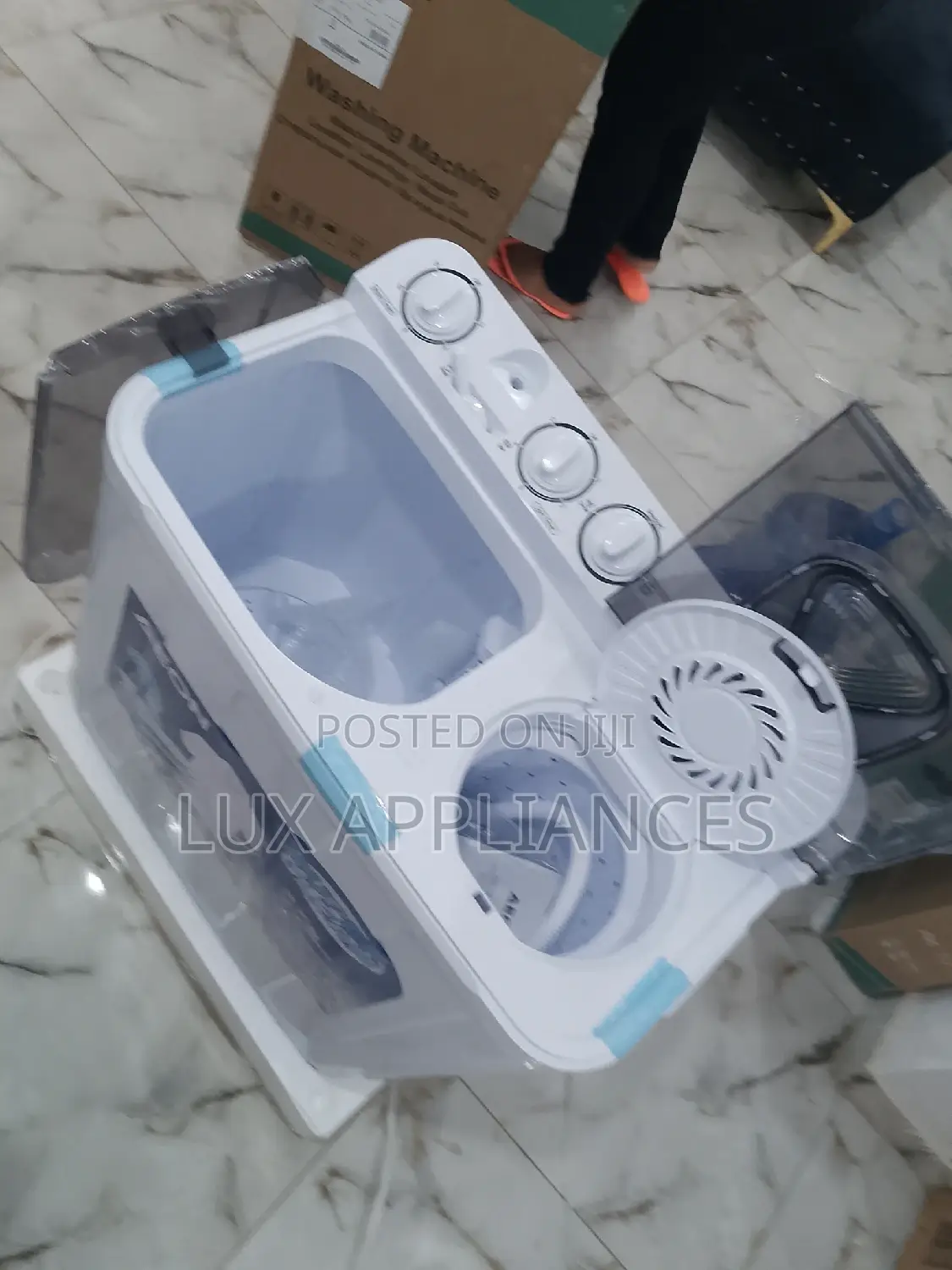 Brand New Lowenergy Consumption Aeon Twin Tube Wash and Spin