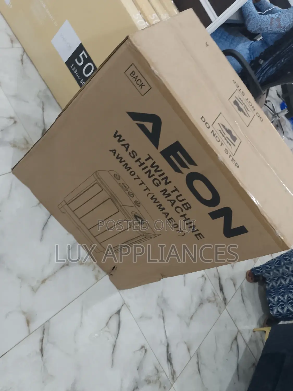 Brand New Lowenergy Consumption Aeon Twin Tube Wash and Spin
