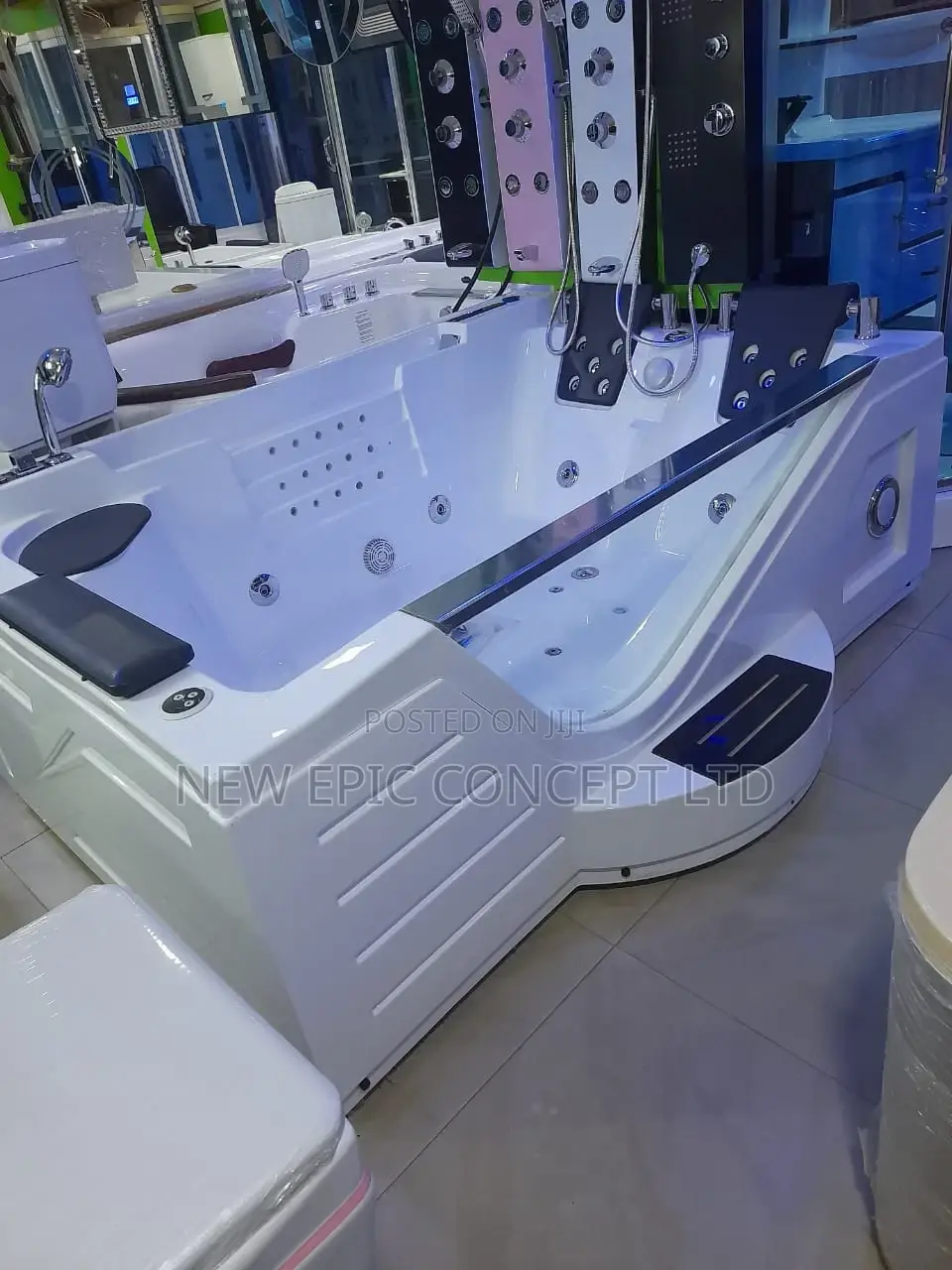 Double Jacuzzi With Television