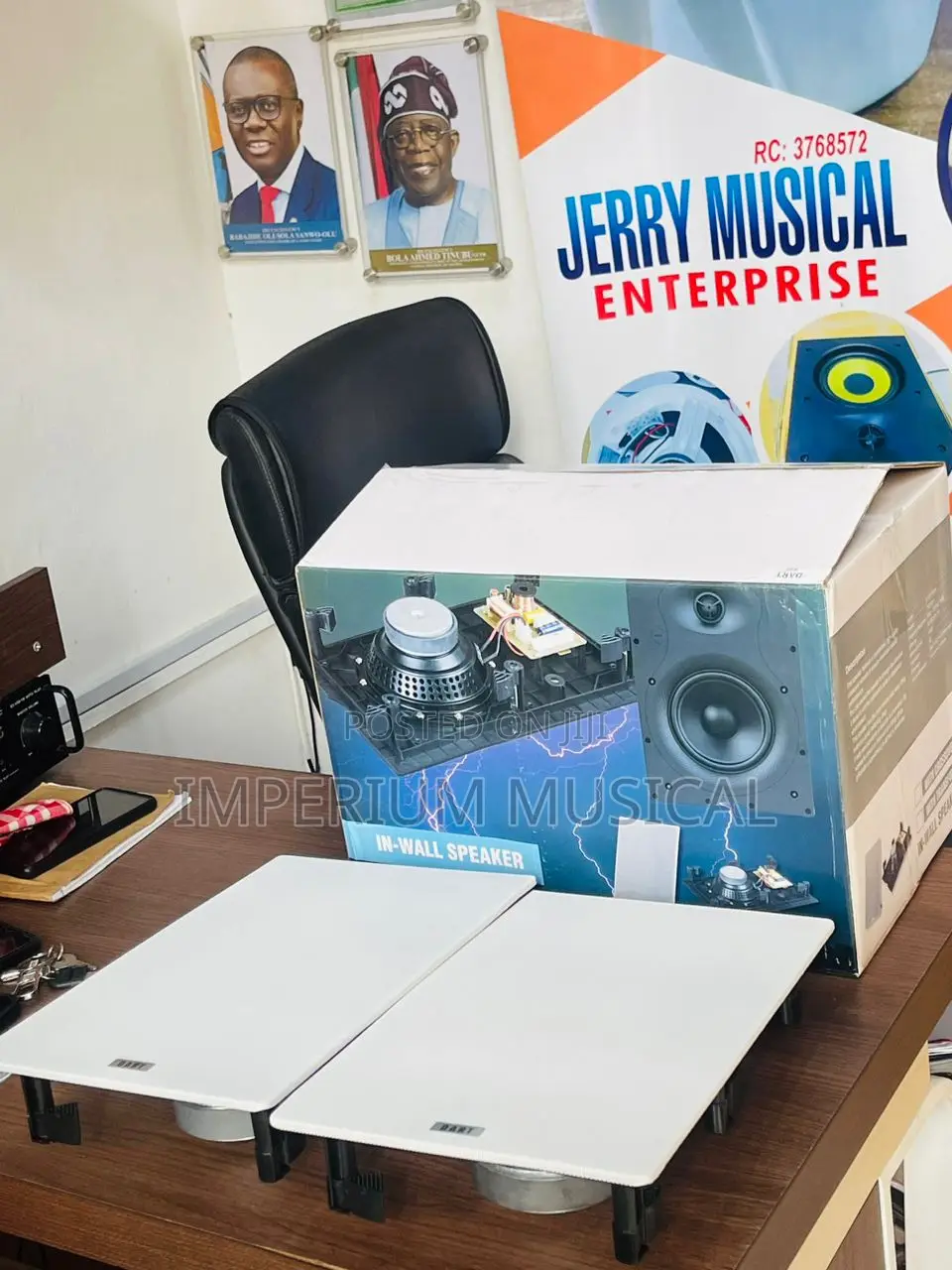 In Wall Mount Speakers for Cinema or TV Console