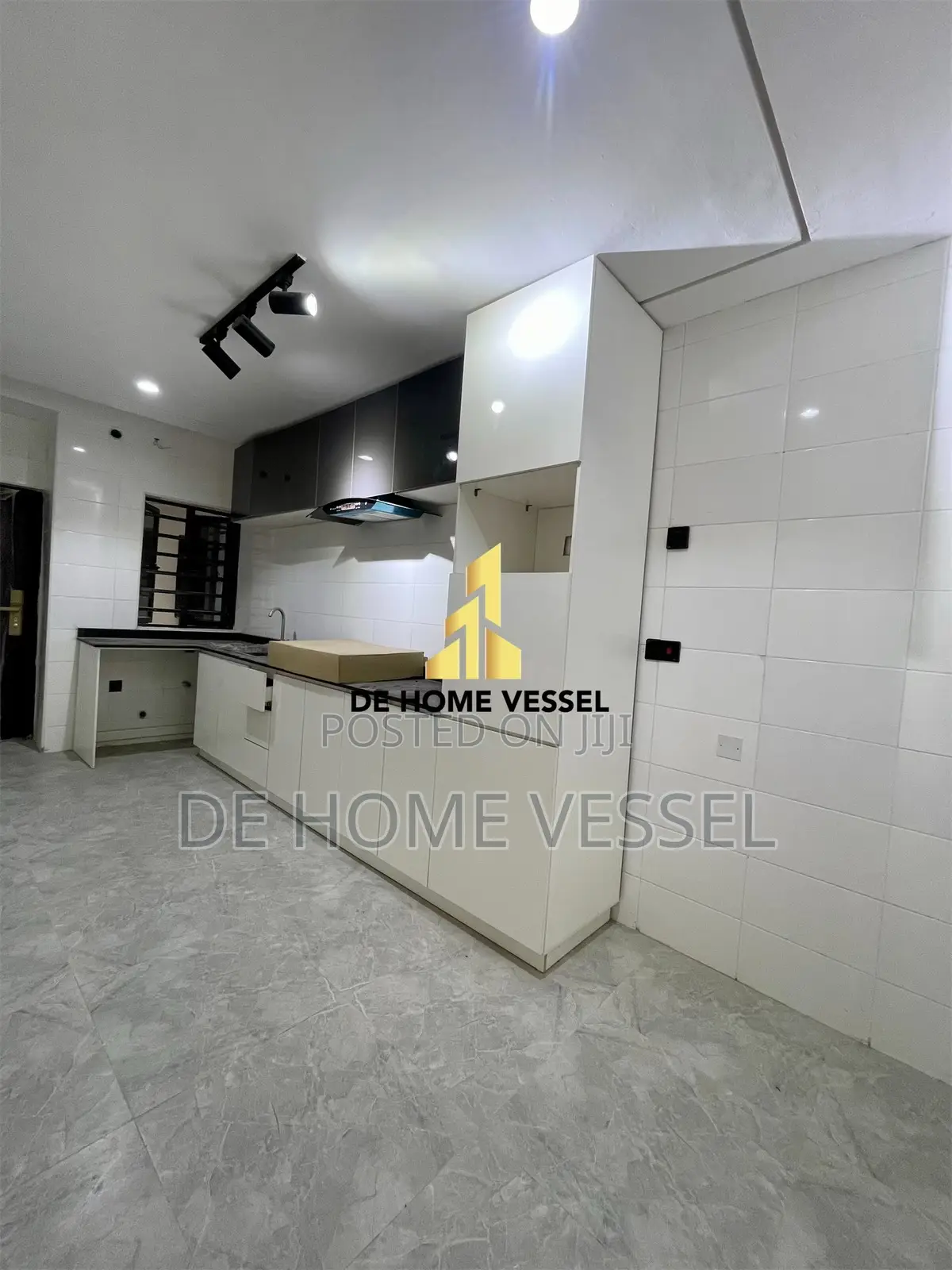 2bdrm Apartment in Ologolo for sale