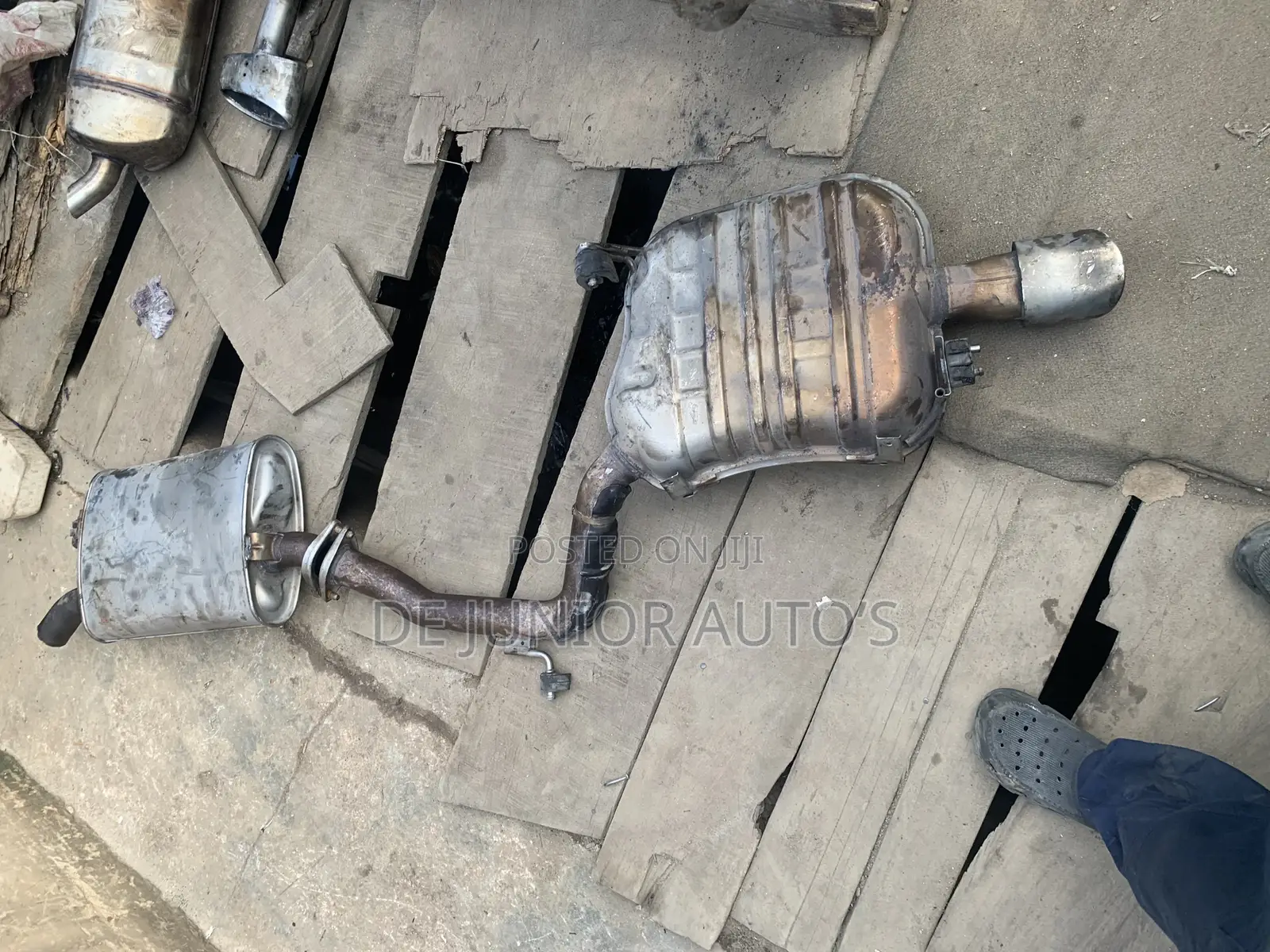 Complete Exhaust Muffler for Kia Sorento 2016/18