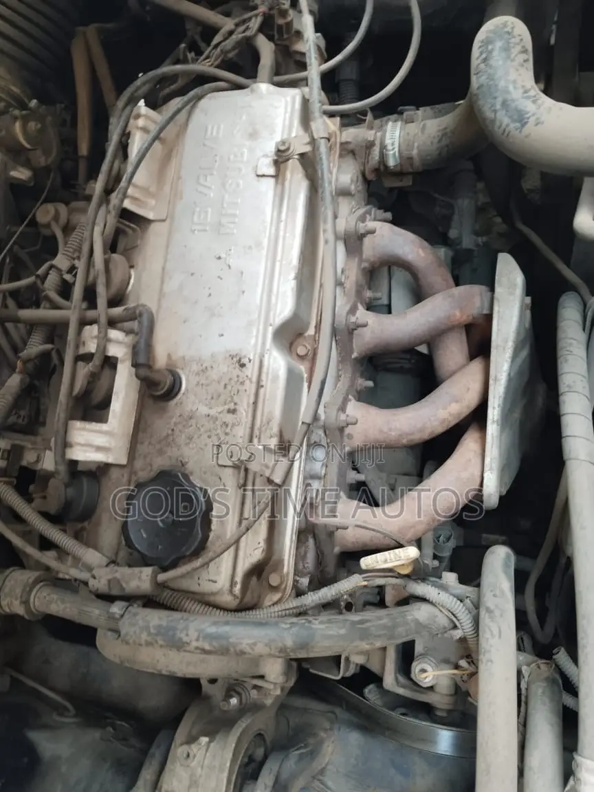 Mitsubishi Spacerunner Engine 4plug