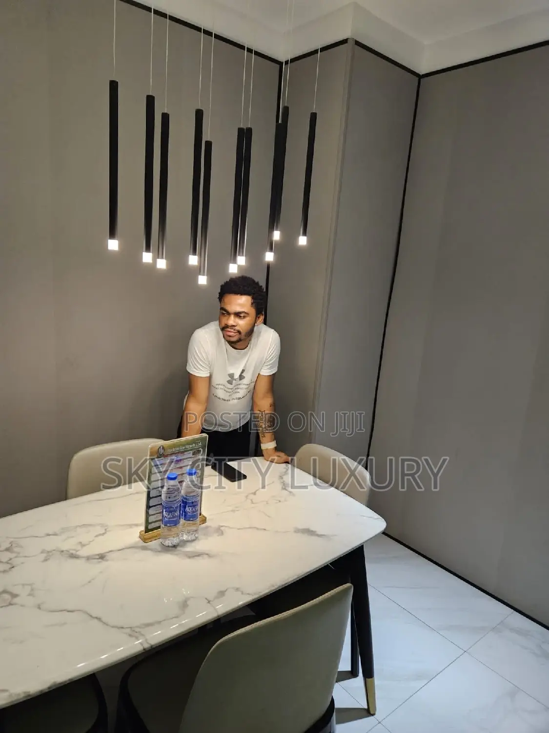 Led and Bulb Chandelier Light