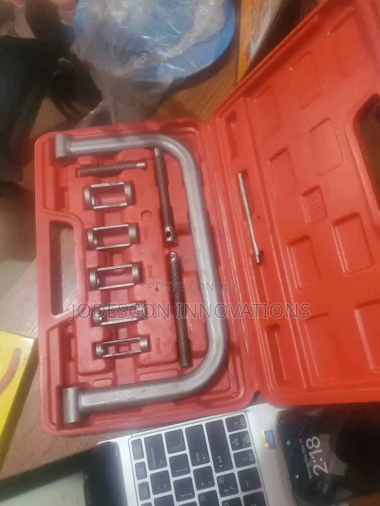 Valve Spring Compressor