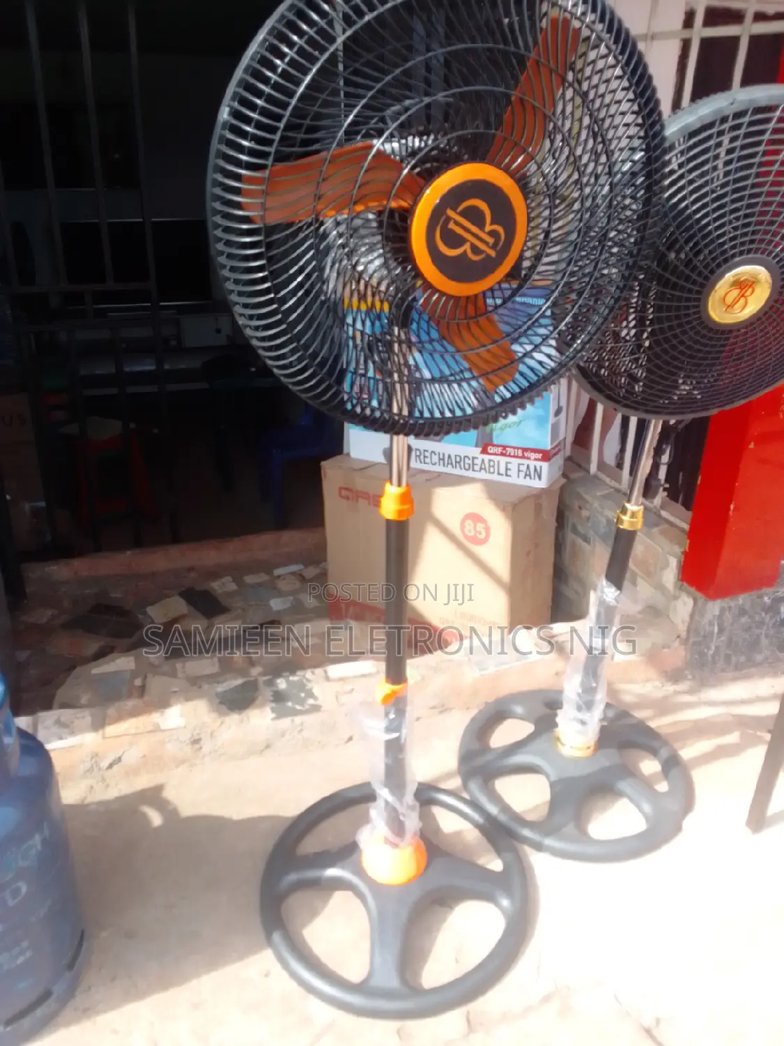 Brand New Best Buy Standing Fan 18inch With High Speed X