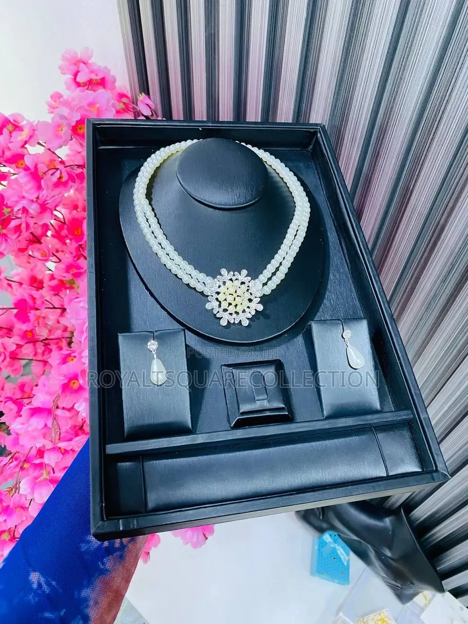 Pearl Necklace Set