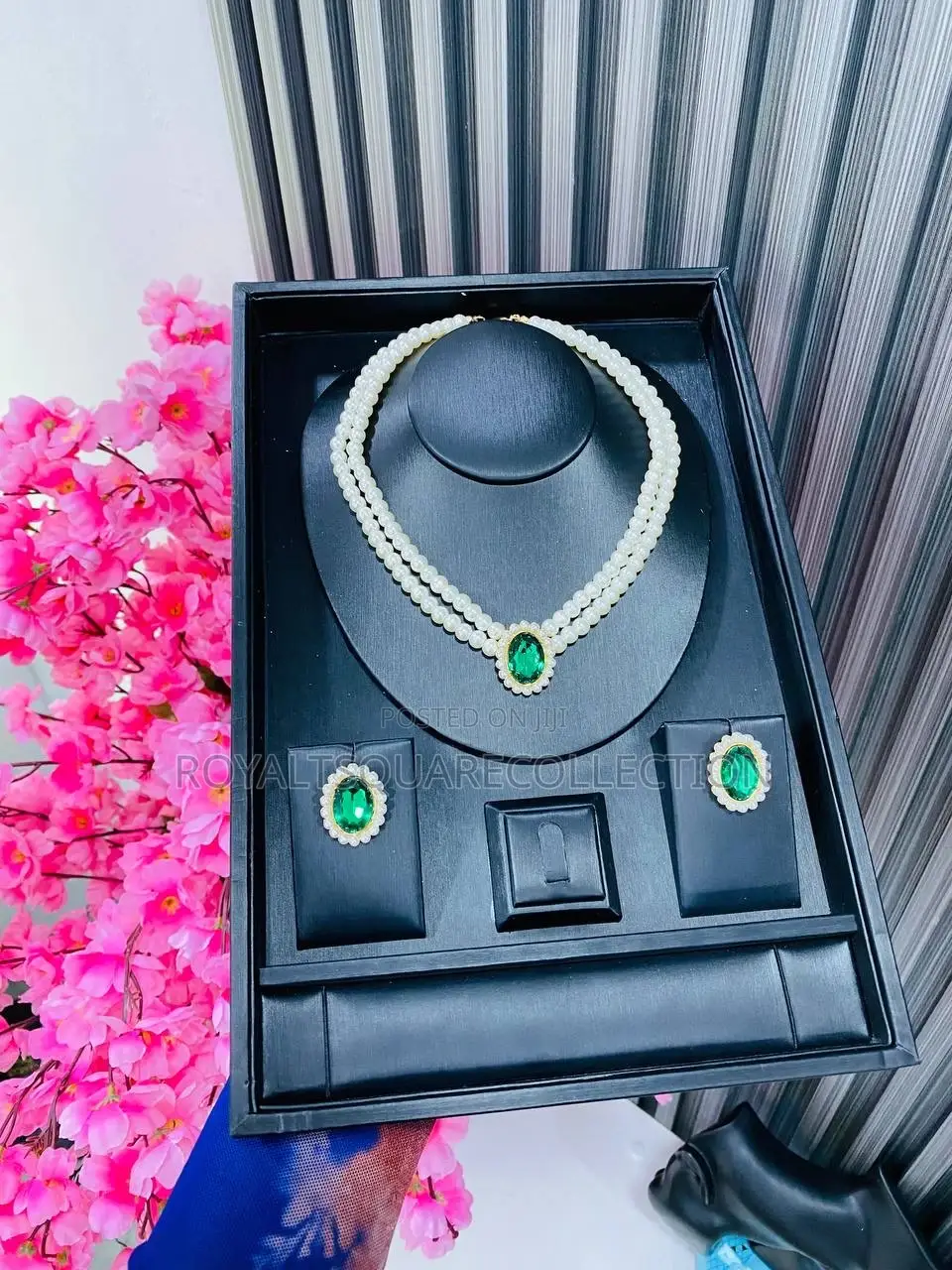 Pearl Necklace Set