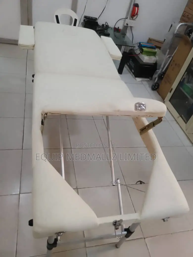 Aluminium Massage Bed (3 Section Or Folds)