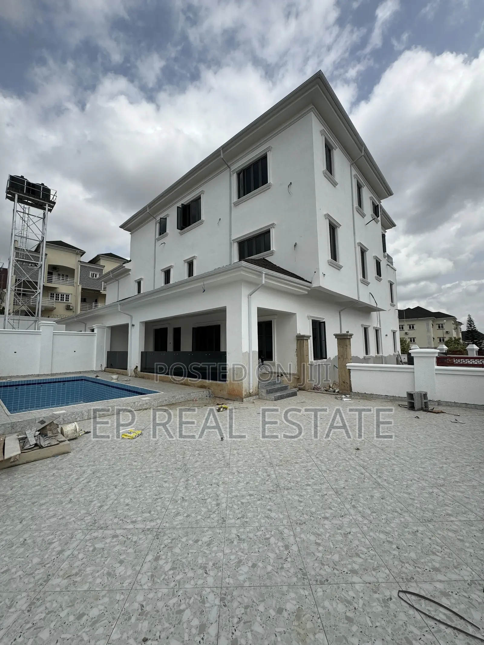 7bdrm Duplex in Guzape for sale
