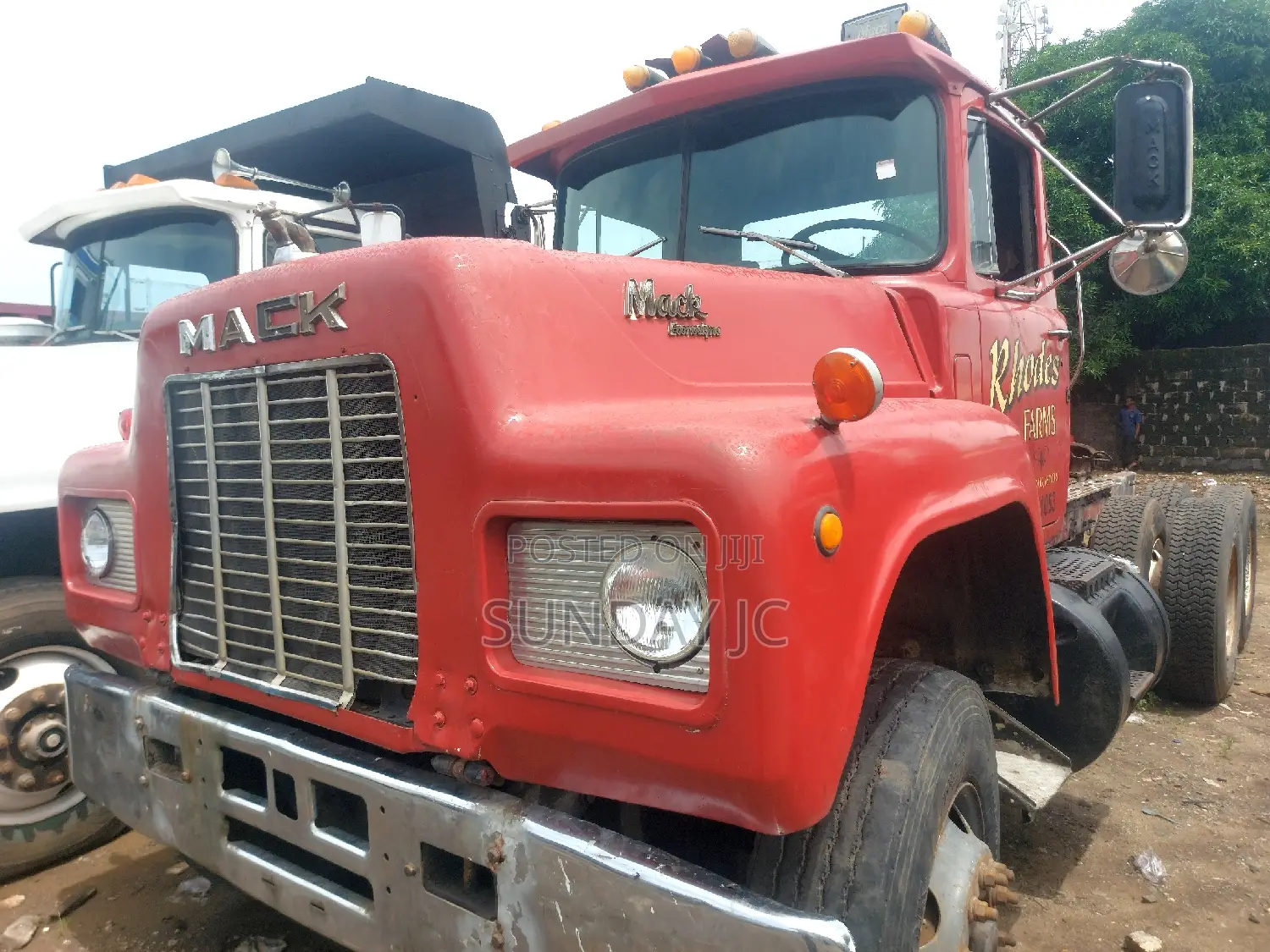 Foreign Used 24valve R Model MACK Ten Tyres Dump Truck Super