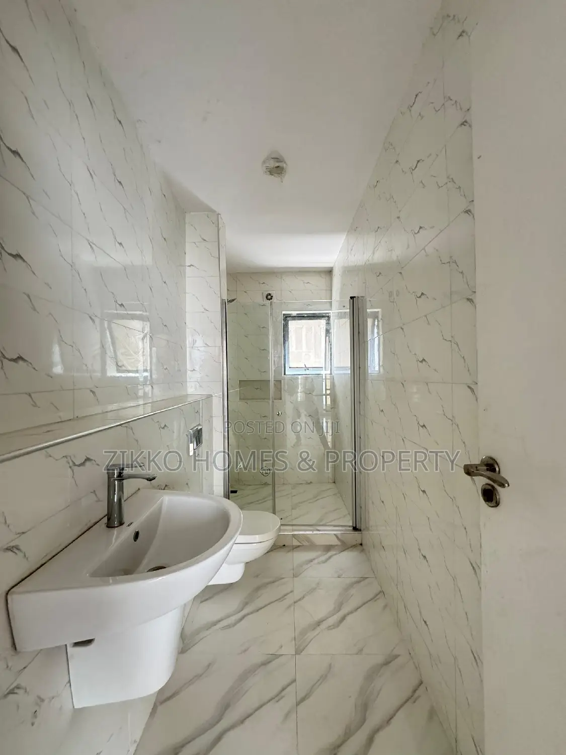 4bdrm Townhouse/Terrace in Oniru, Victoria Island for sale