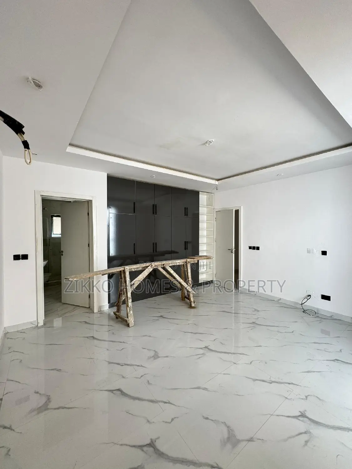 4bdrm Townhouse/Terrace in Oniru, Victoria Island for sale