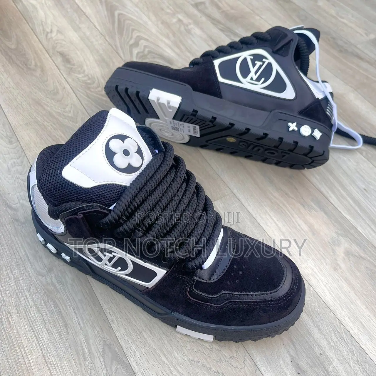 Louis Vuitton Skateboard 1854