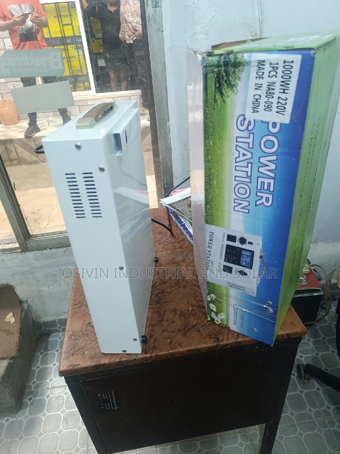 1000w Jordy Ele Solar Generator