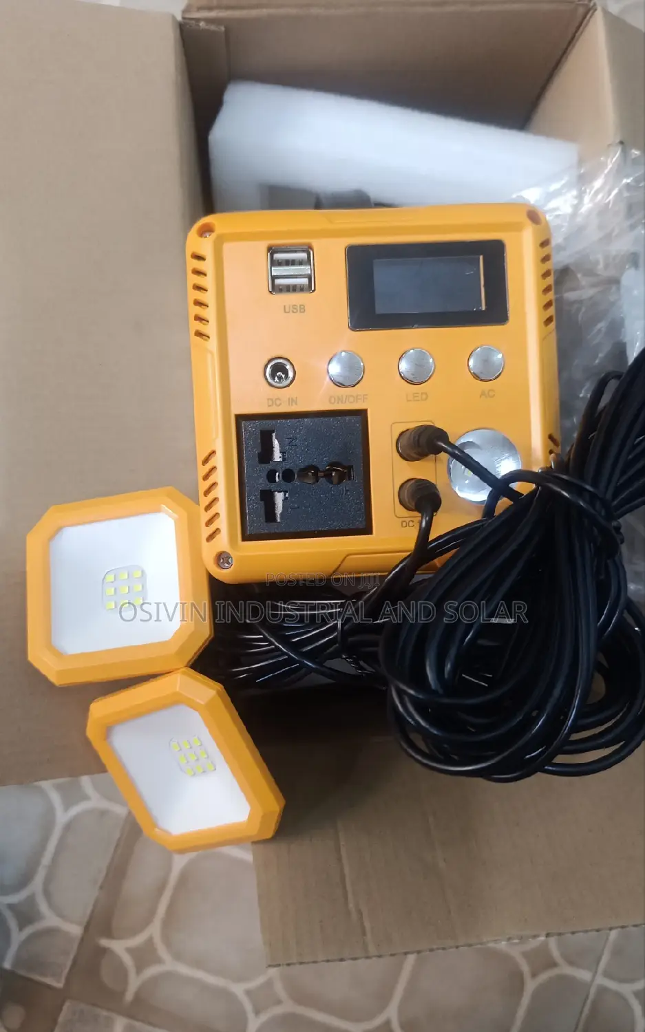 300w Sukhig Solar Generator With 30w Solar Panel