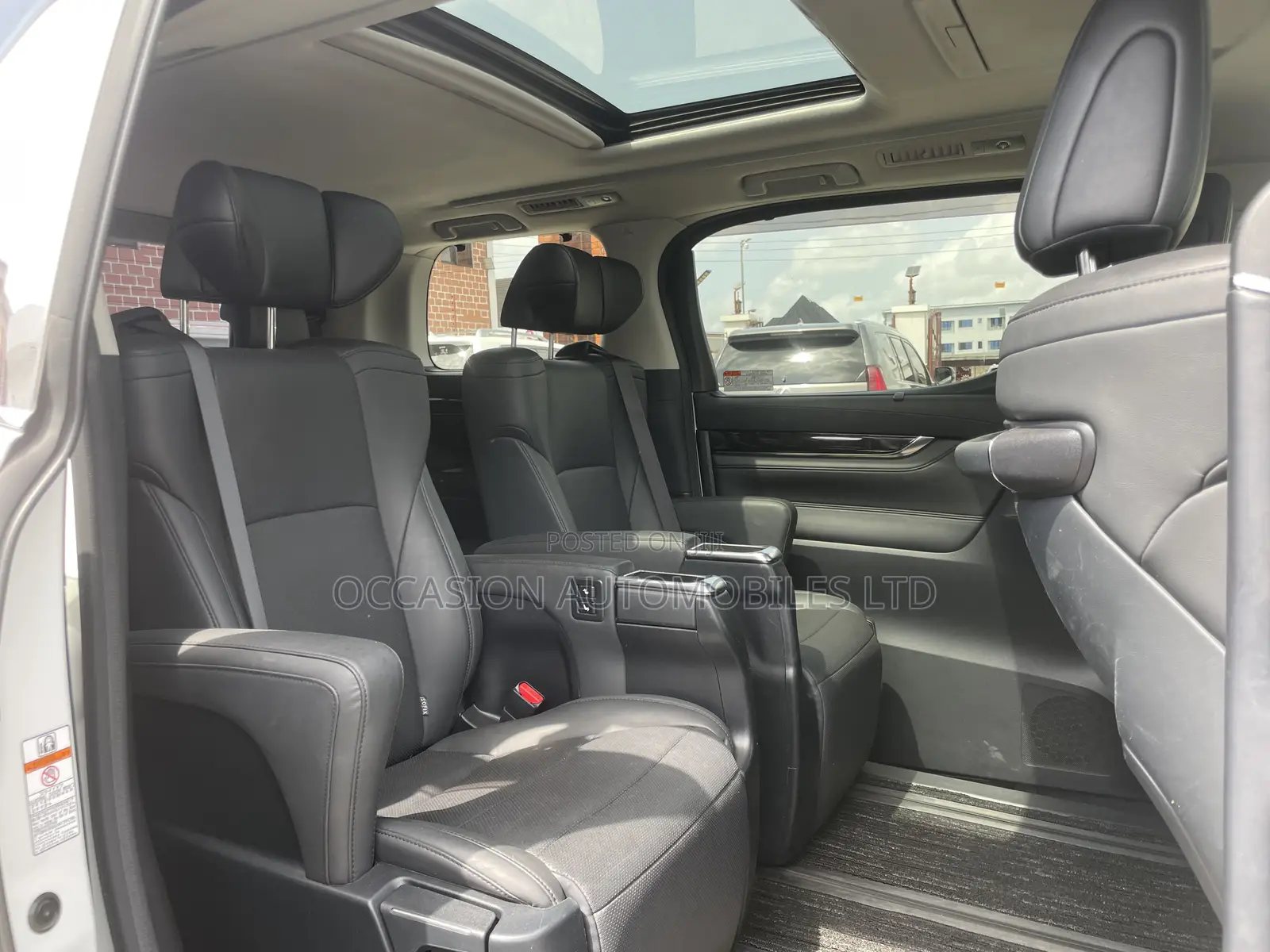 New Toyota Alphard 2023 White