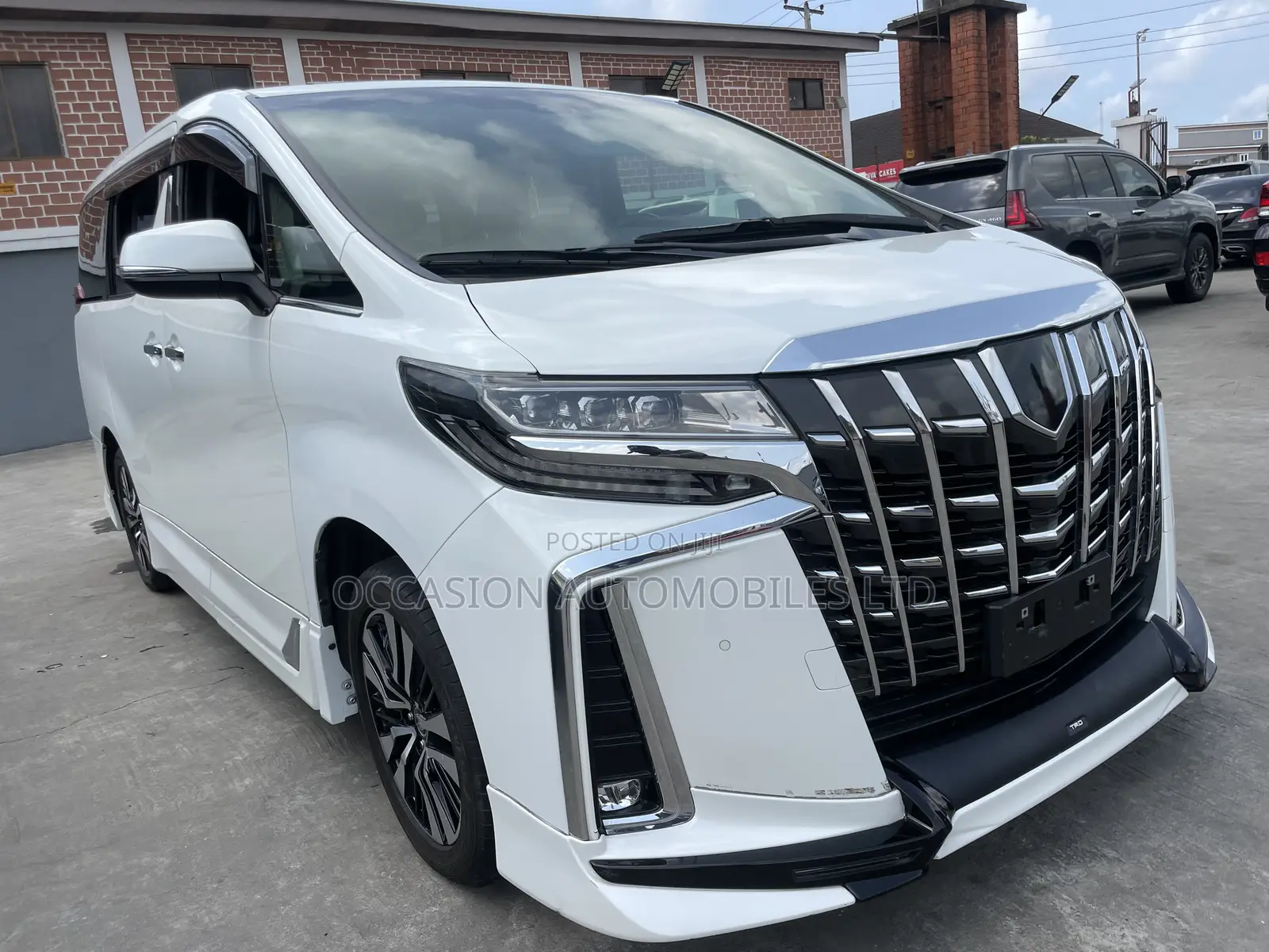 New Toyota Alphard 2023 White