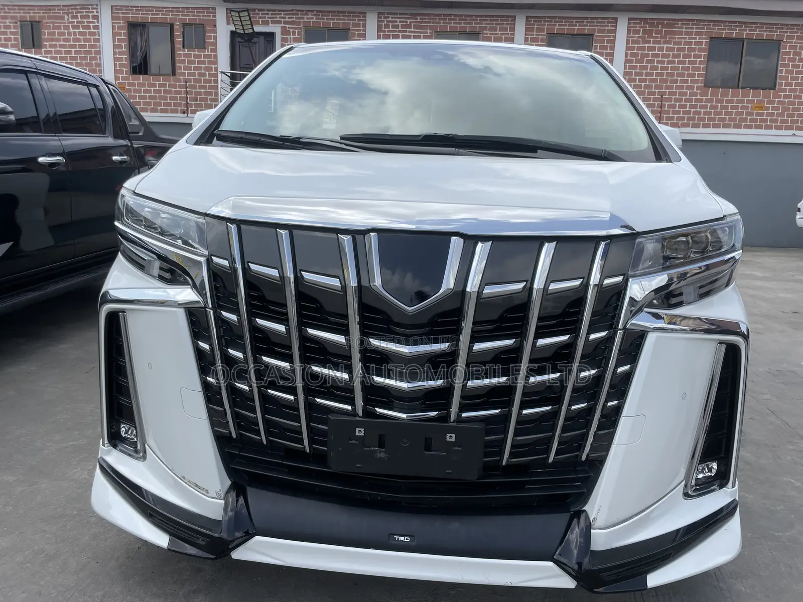 New Toyota Alphard 2023 White