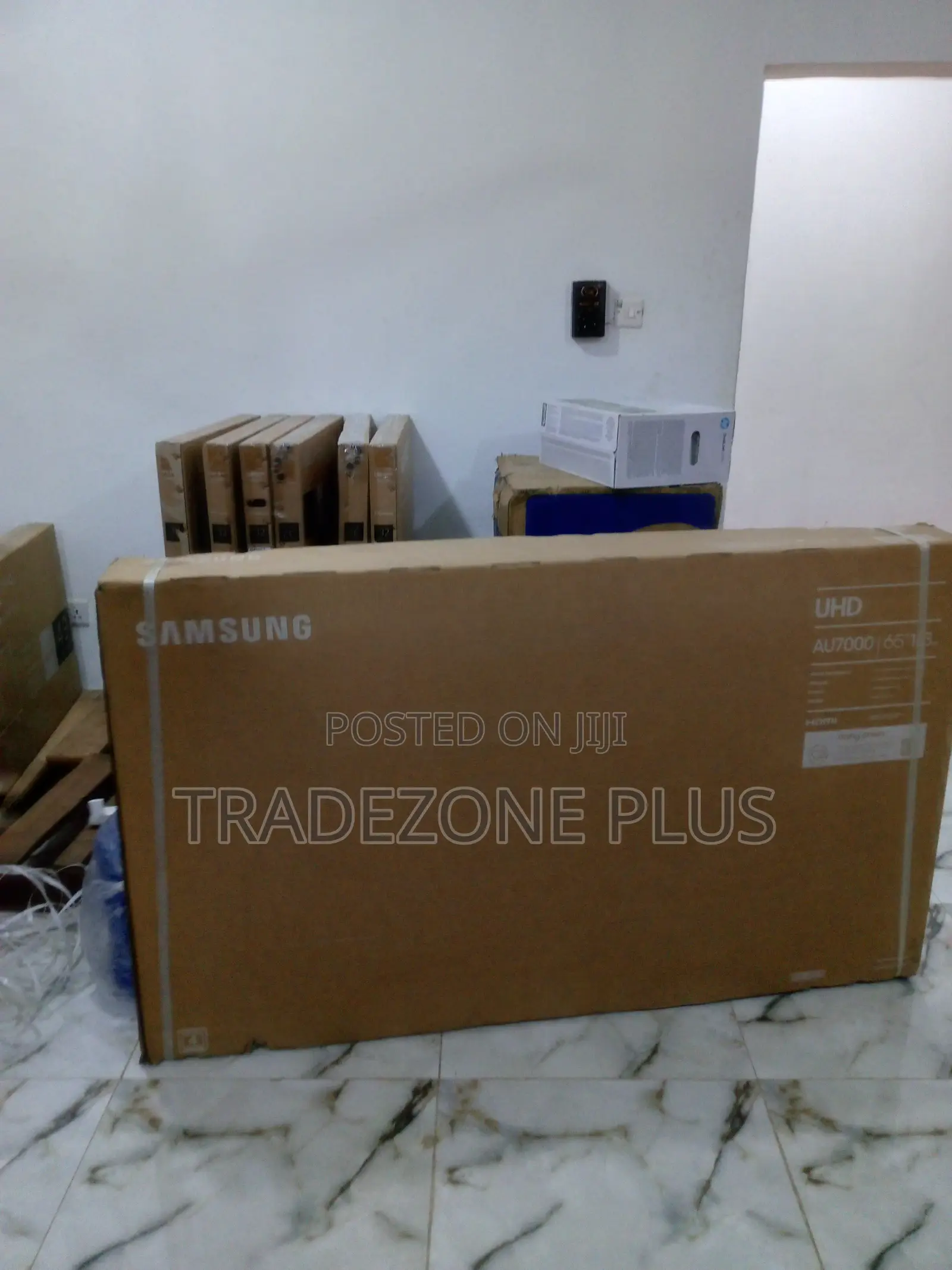 Quality Samsung 65inch Smart TV Au7000