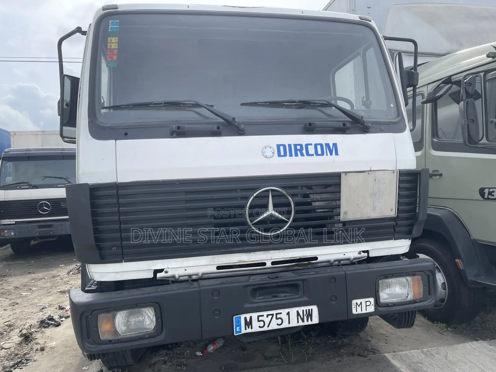 Mercedes-Benz 2004 White