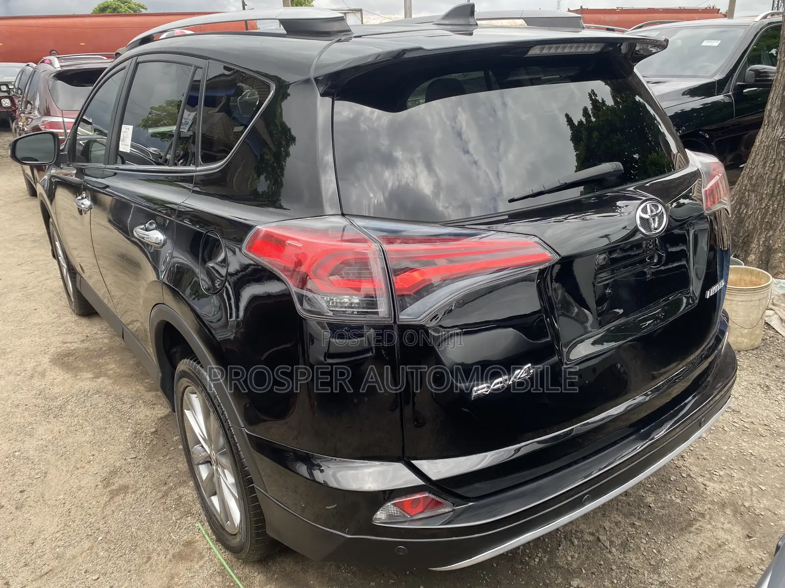 Toyota RAV4 2018 Black