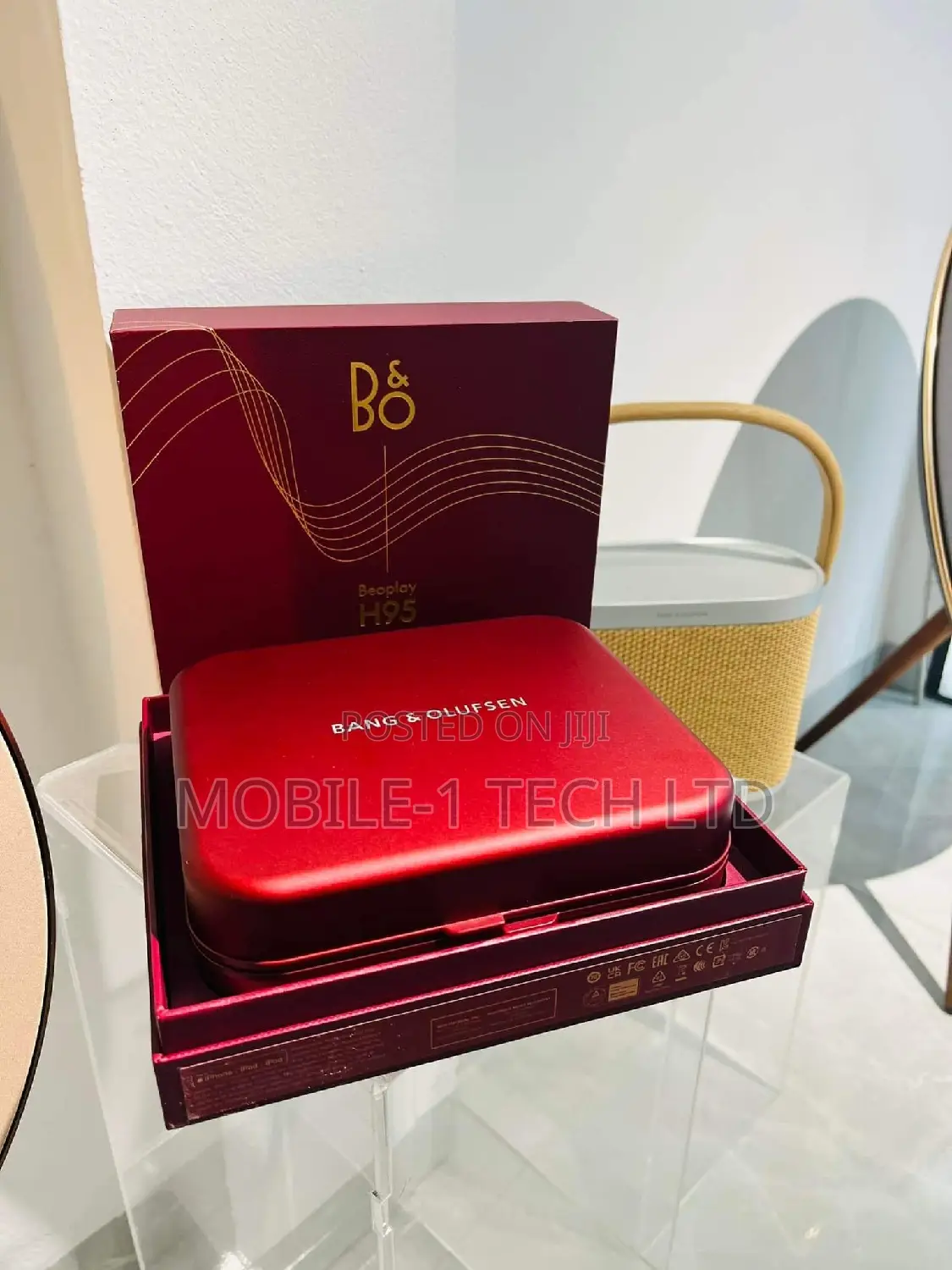 Beoplay H95 Luxury Limited Editions Headphone Lunar Red Anc