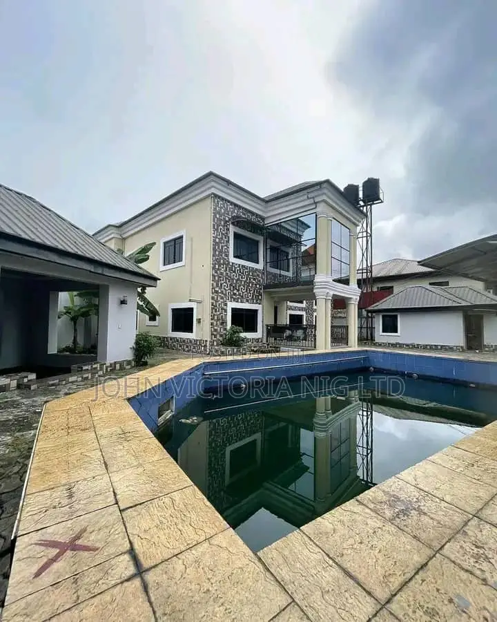 5bdrm Duplex in Tombia Estension Gra, Port-Harcourt for sale