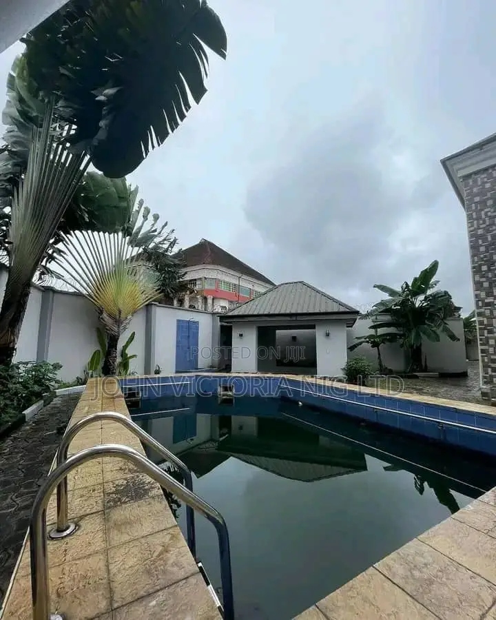 5bdrm Duplex in Tombia Estension Gra, Port-Harcourt for sale