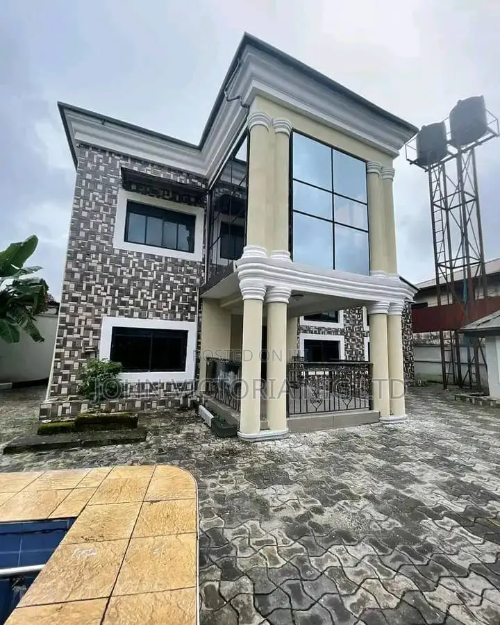 5bdrm Duplex in Tombia Estension Gra, Port-Harcourt for sale