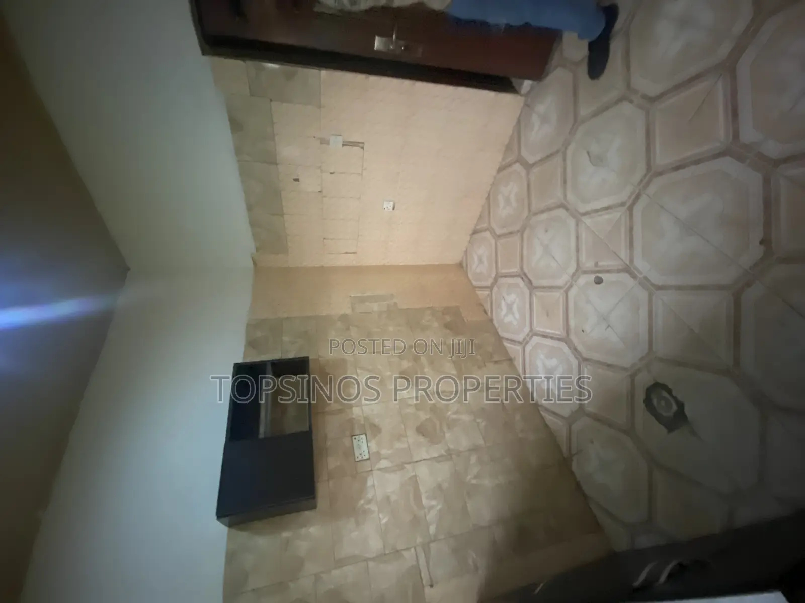 2bdrm Block of Flats in Dawaki for rent