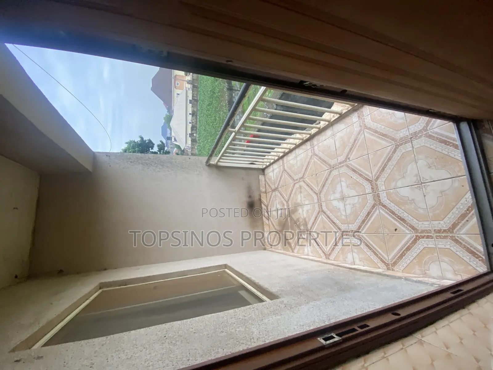 2bdrm Block of Flats in Dawaki for rent