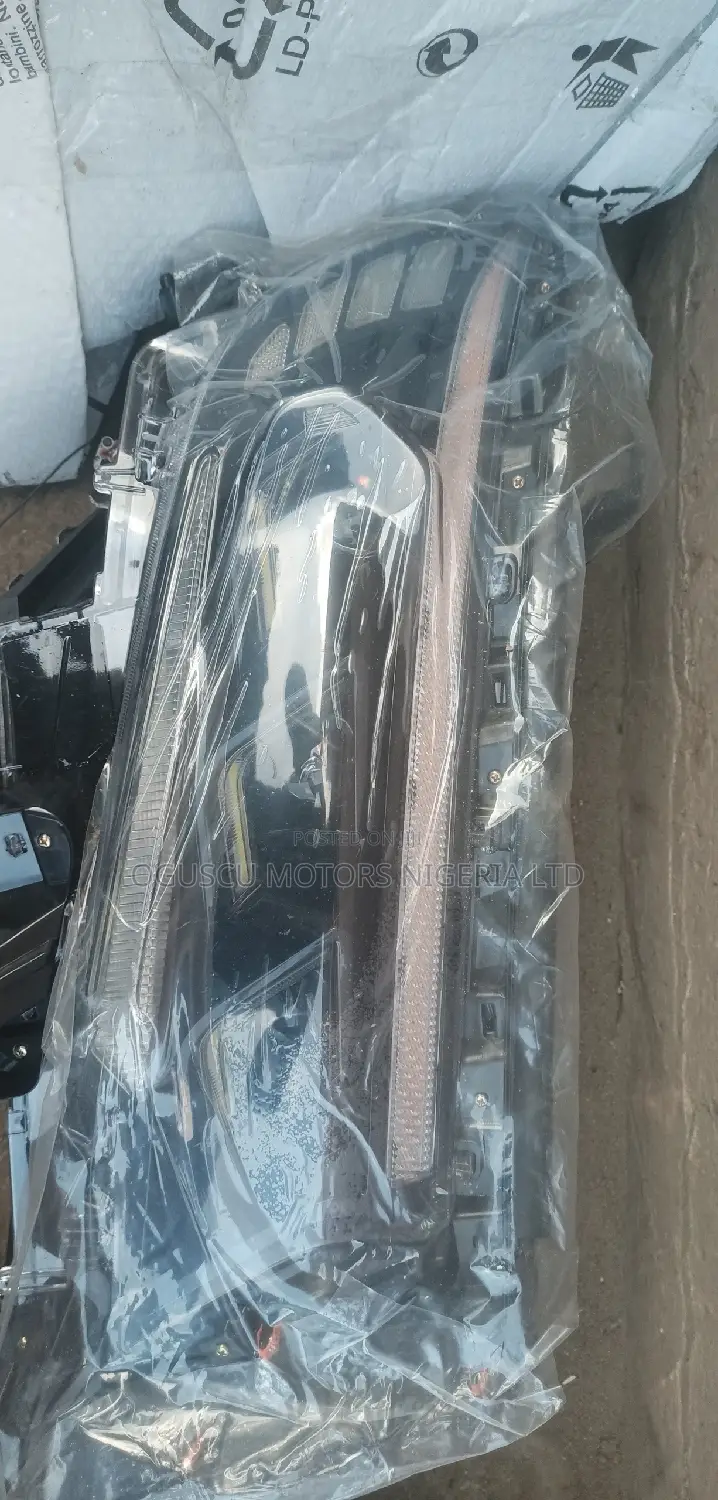 Headlamp Prado 2020 to 2021 3 Touch