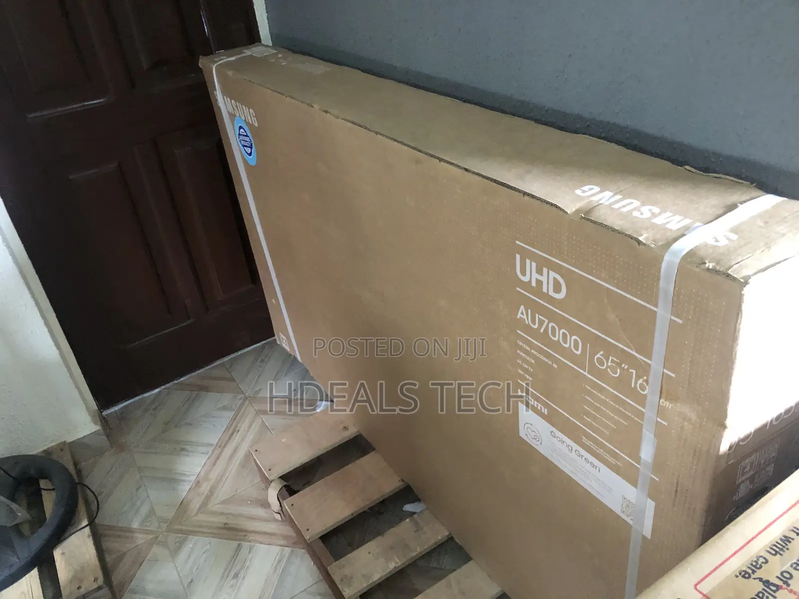 Branded SAMSUNG 65 Inches Television.