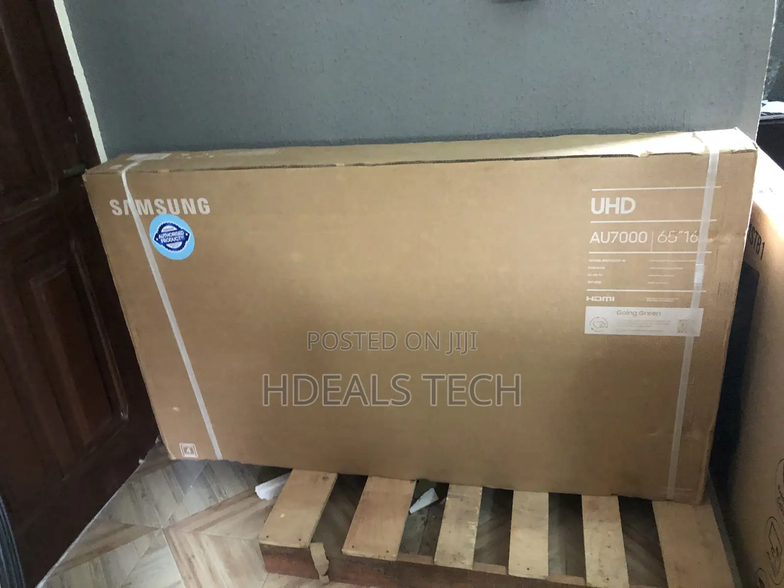 Best Smart TV Brand | Samsung 65 Inches.