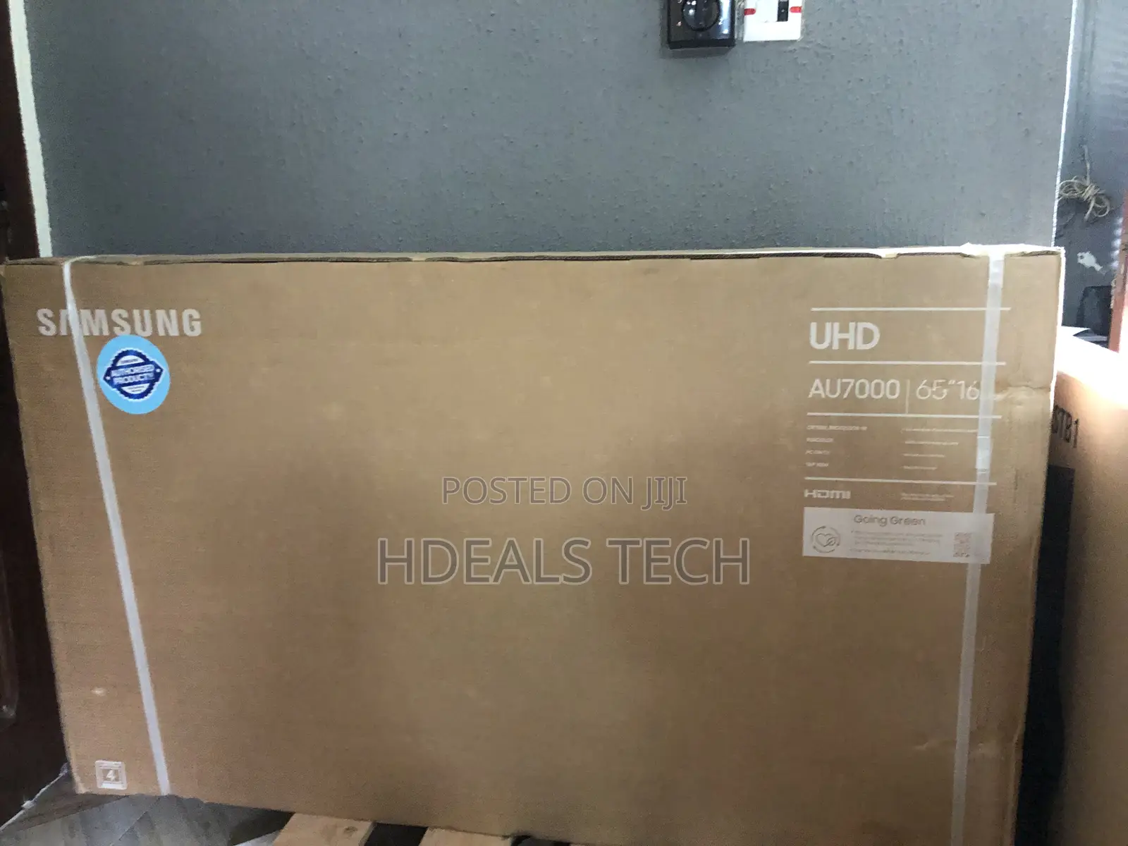 Samsung 65' Series Smart TV