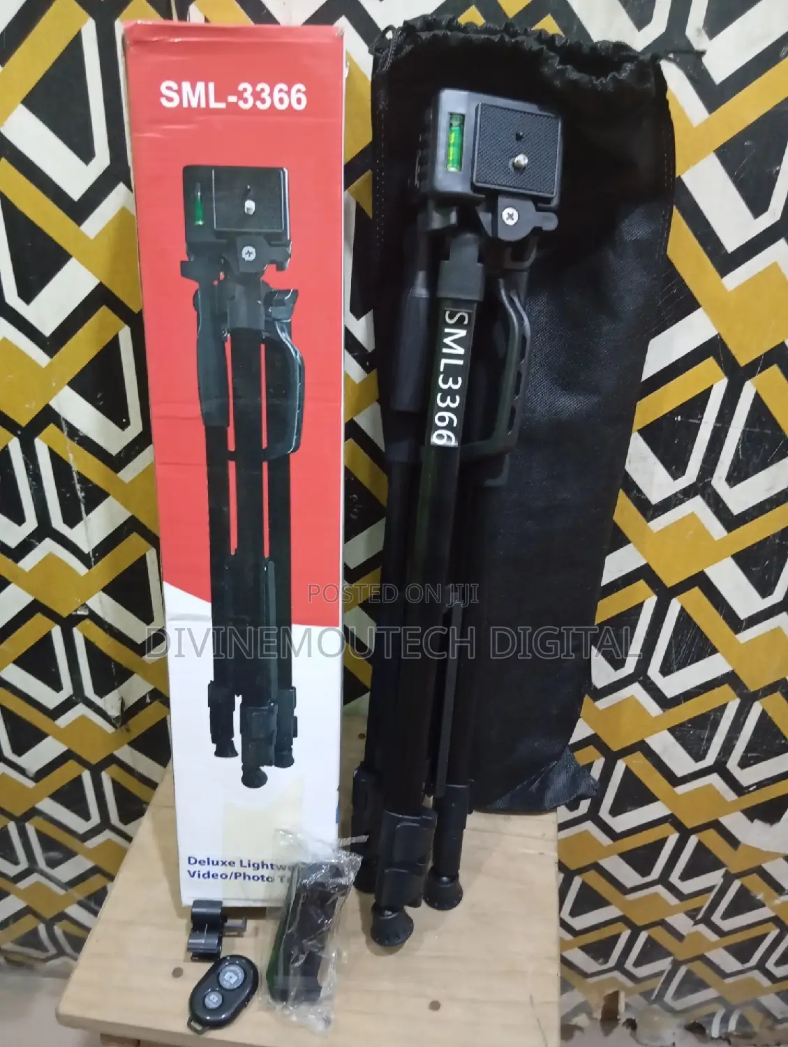 SML Phone Tripod With Phone Holder
