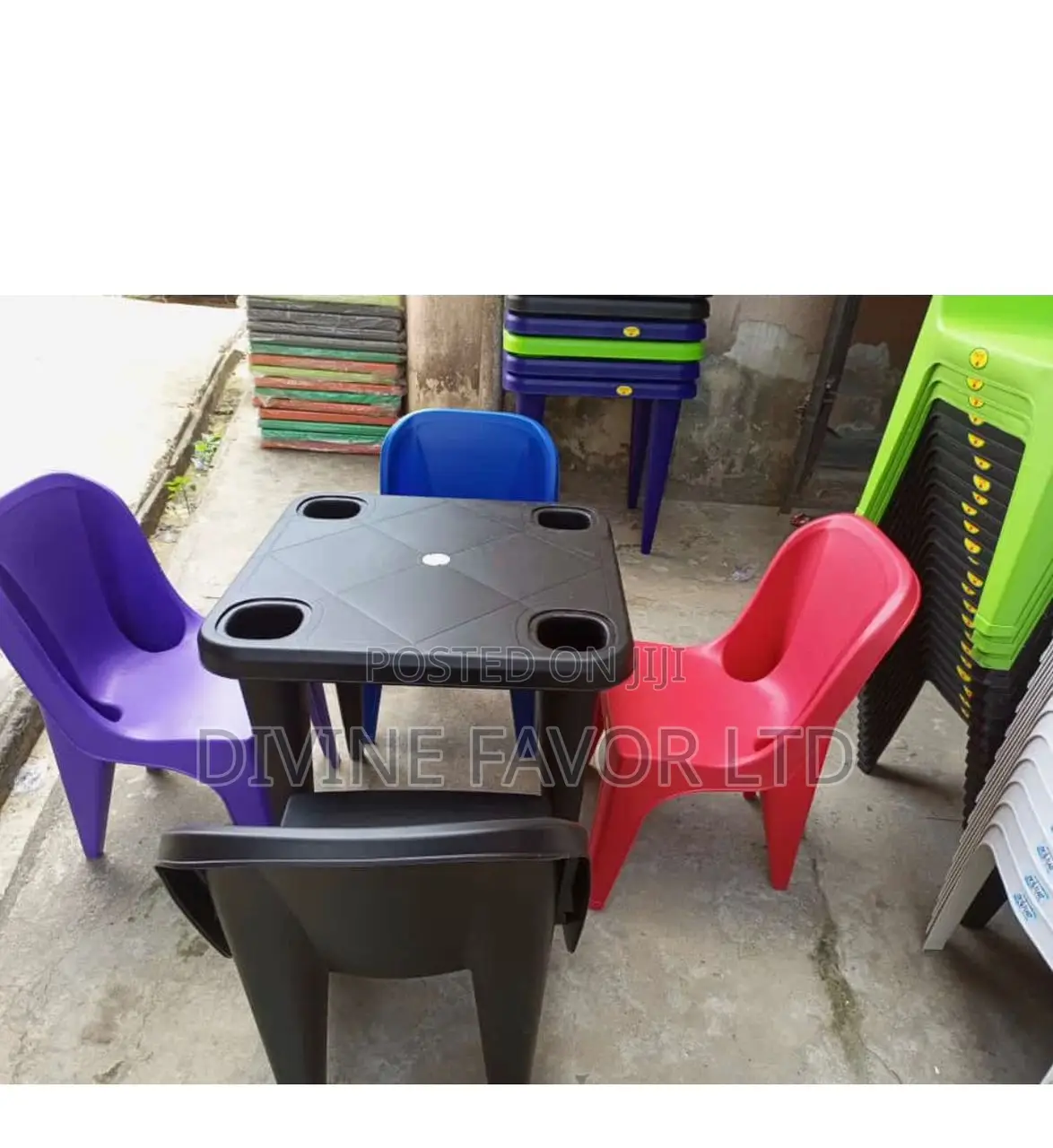 A Set of Plastic Table and Chairs for Restaurant.