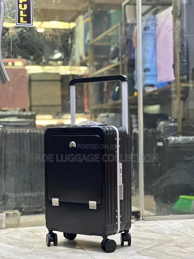 Light Aluminum Trolley With Laptop Compart With USB Charger