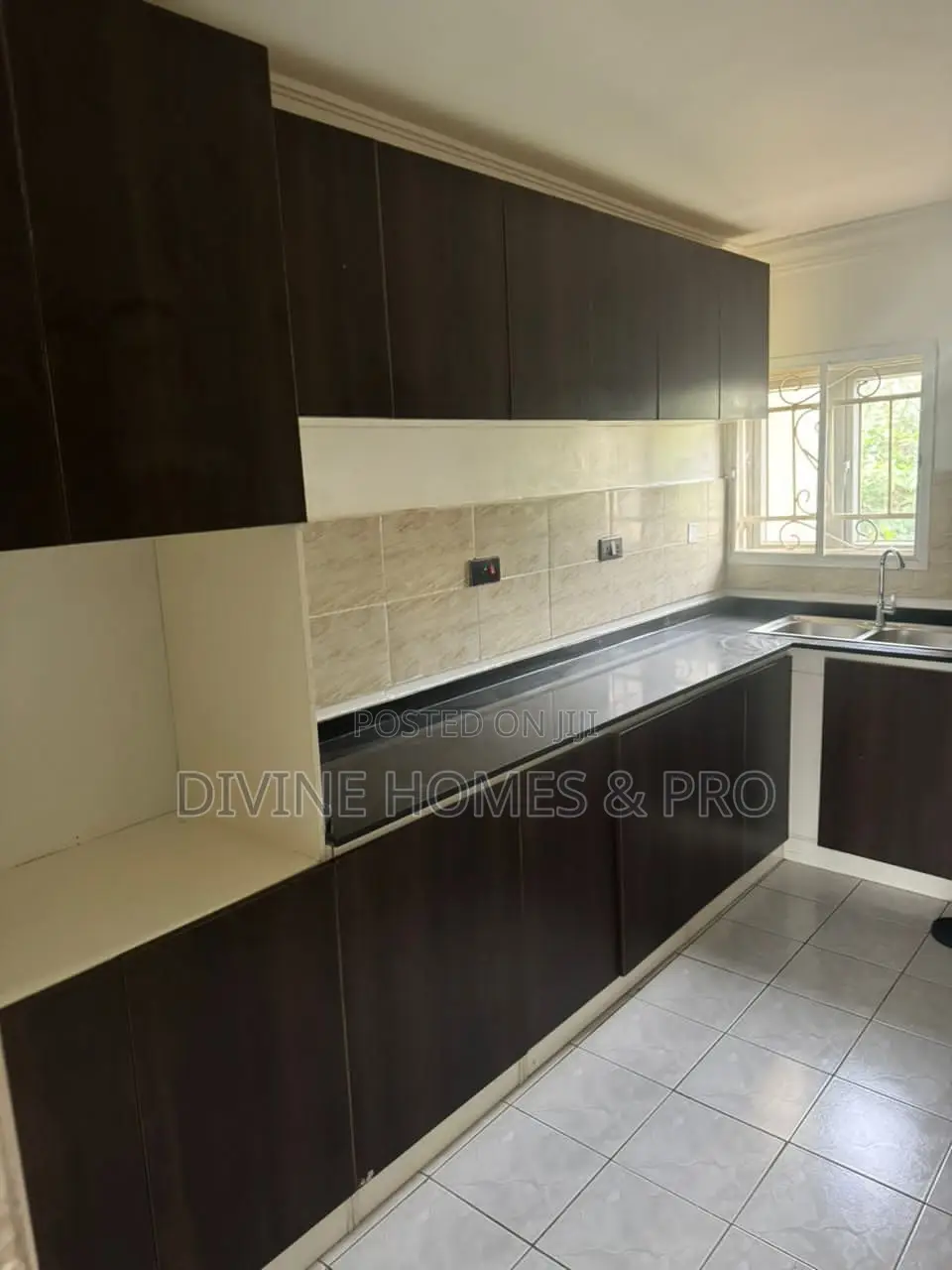 2bdrm Block of Flats in Life Camp for rent